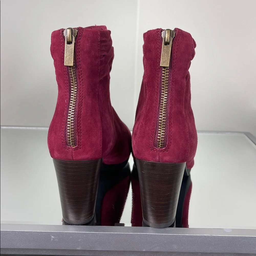 Bella Vita Wine 3” Bootie Ladies Size 7.5 Extra Wide